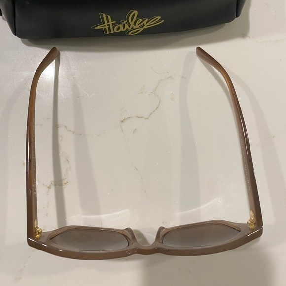 Vogue x Hailey Bieber Square Sunglasses in Light Brown - Picture 3 of 7